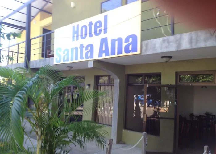 Santa Ana Airport 2*
